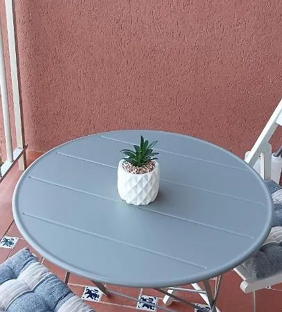 Lägenhet Benaldream *